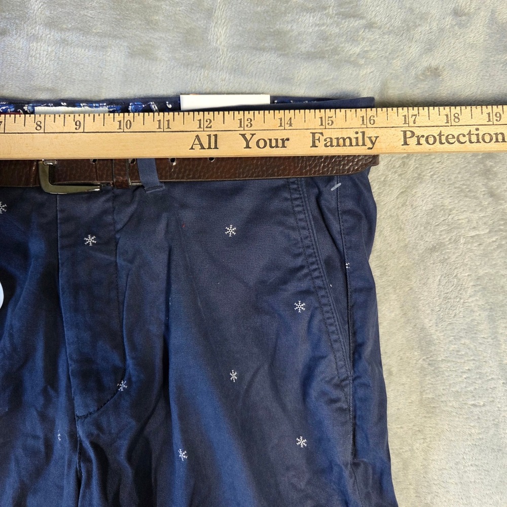 Denim & Flower Ricky Singh Slim Fit Pants Mens 30 Snowflake Print Career Holiday - Picture 2 of 8